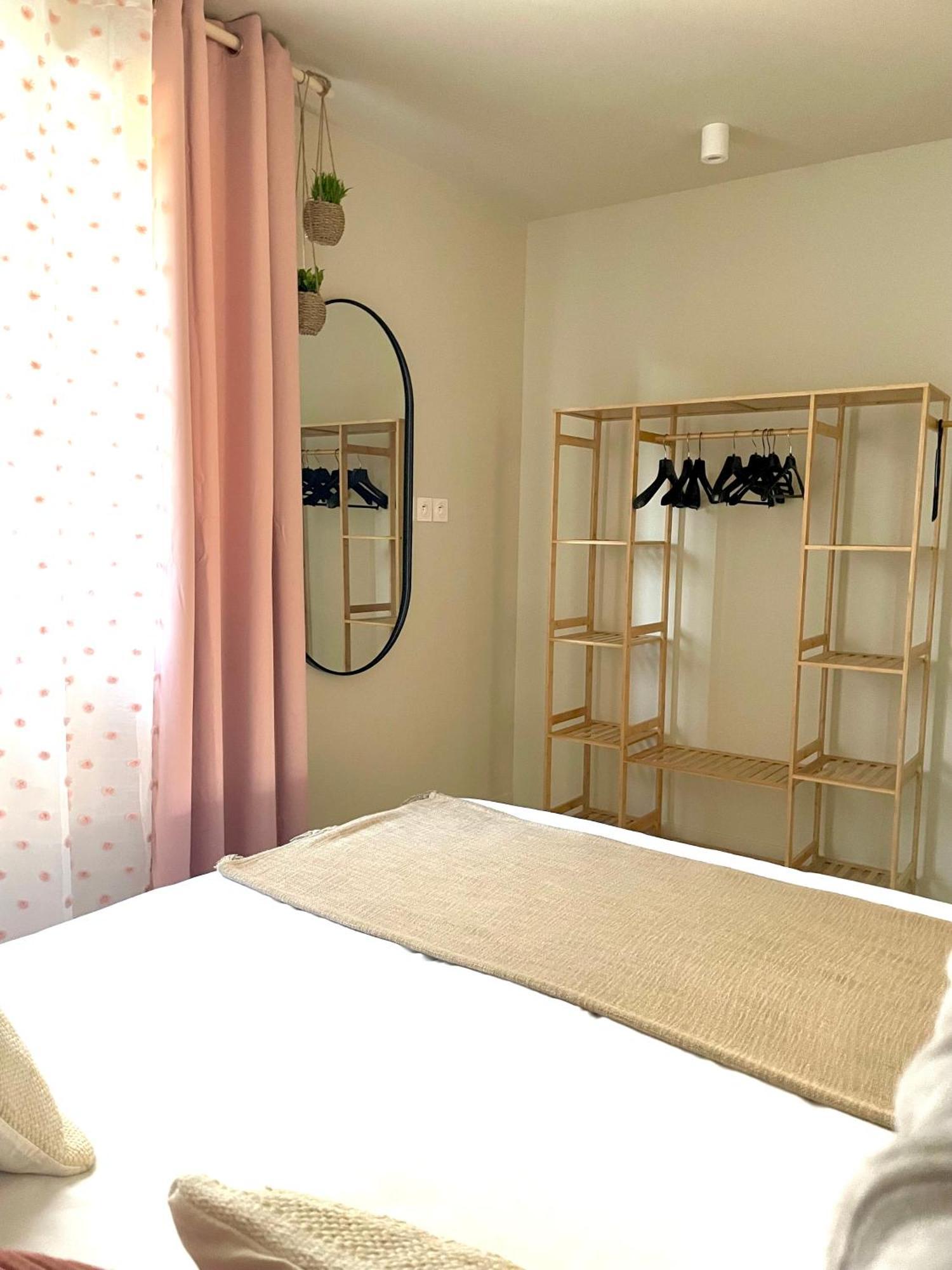 Bas De Villa - 300M Plage De La Capte - 2 Hebergements Disponibles Hyeres Luaran gambar